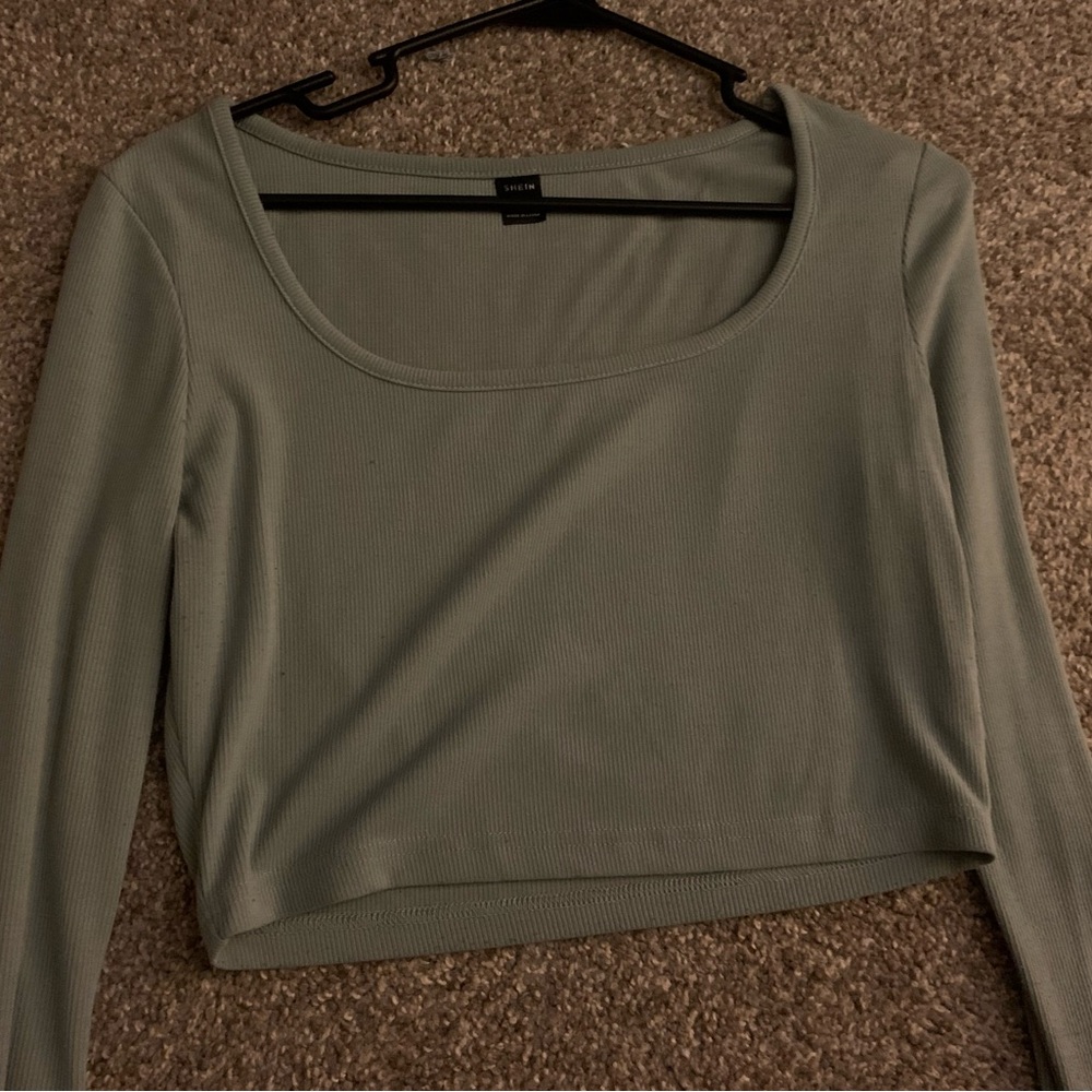 crop top